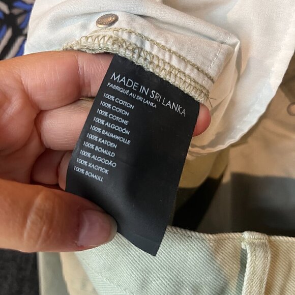 Club Monaco Denim The Relaxed Slim Crop jeans - Picture 6 of 6